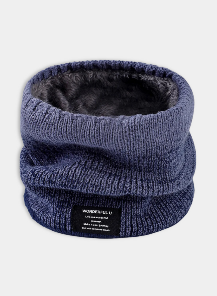 Ultra-Warm Fleece Scarf – for Cold Adventures